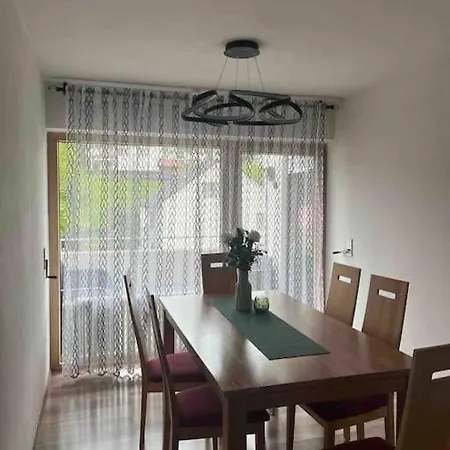 Διαμέρισμα Monteurwohnung & Business Mit Balkon & Parkplatz In Outlet *